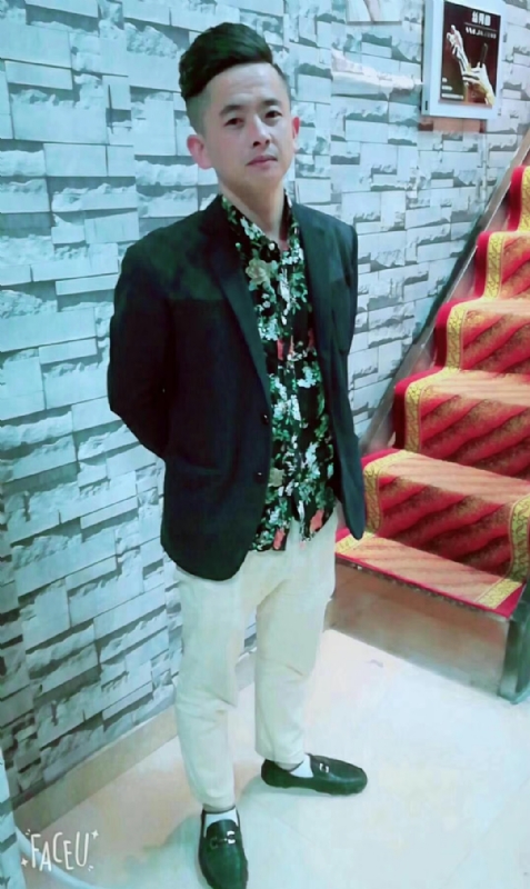 男人三十而立的第一张照片--绵阳相亲服务中心