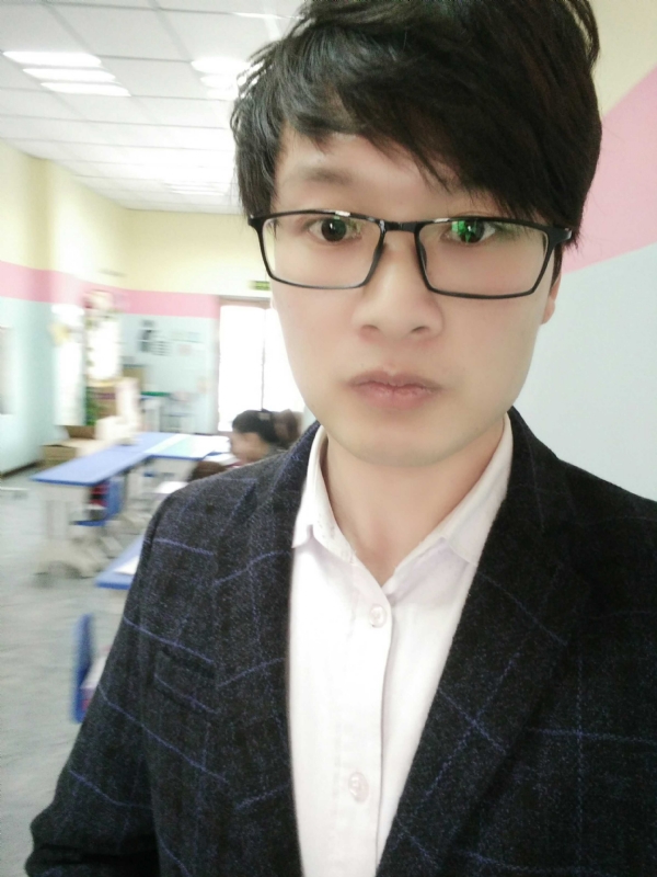 峰的呢喃的第一张照片--绵阳相亲服务中心