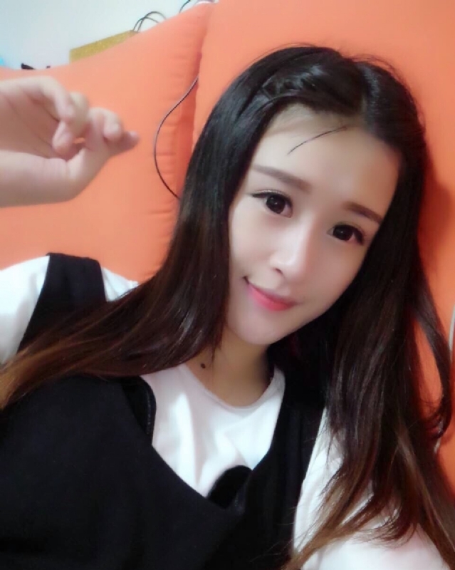 花开的季节的第一张照片--绵阳相亲服务中心