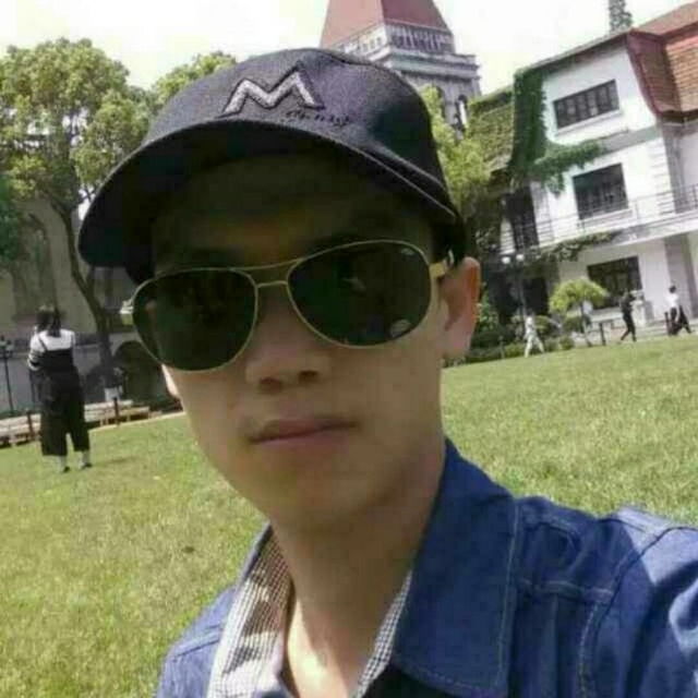 龙小华的第一张照片--绵阳相亲服务中心