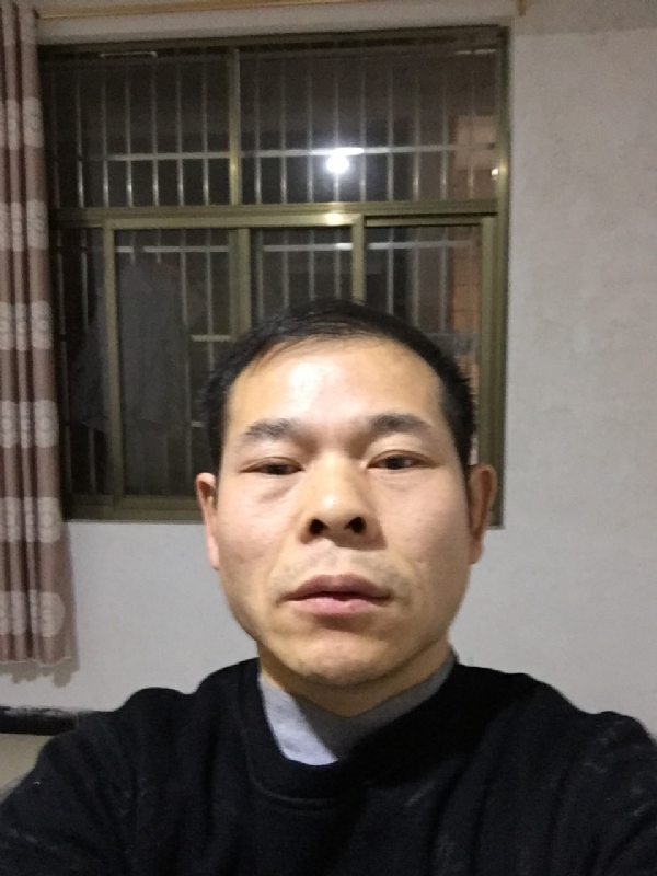 徐徐清风的第一张照片--绵阳相亲服务中心