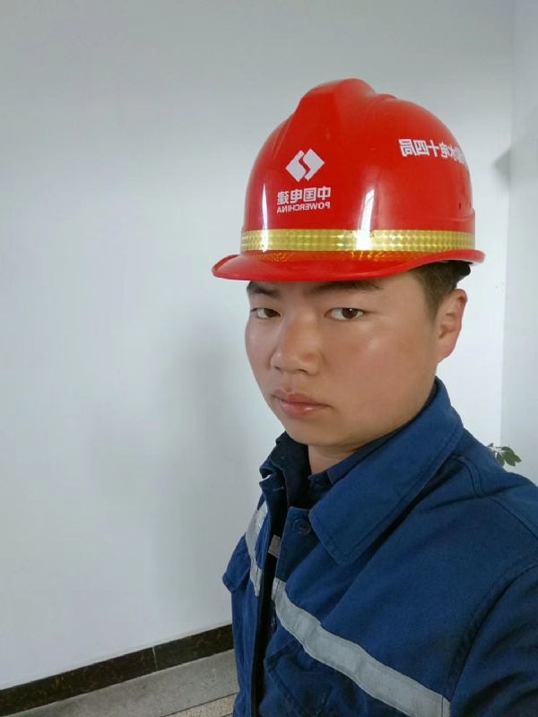 小公牛的第一张照片--绵阳相亲服务中心