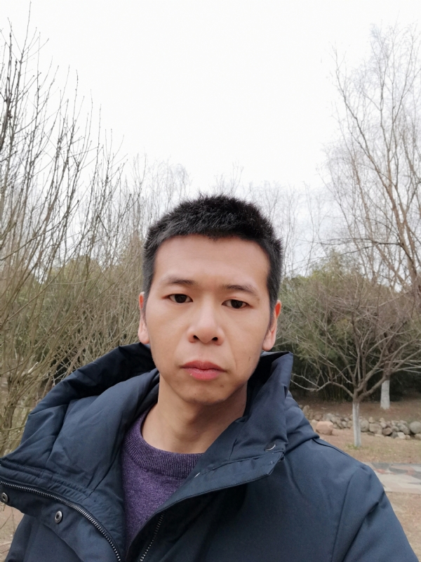 寞峰的第一张照片--绵阳相亲服务中心