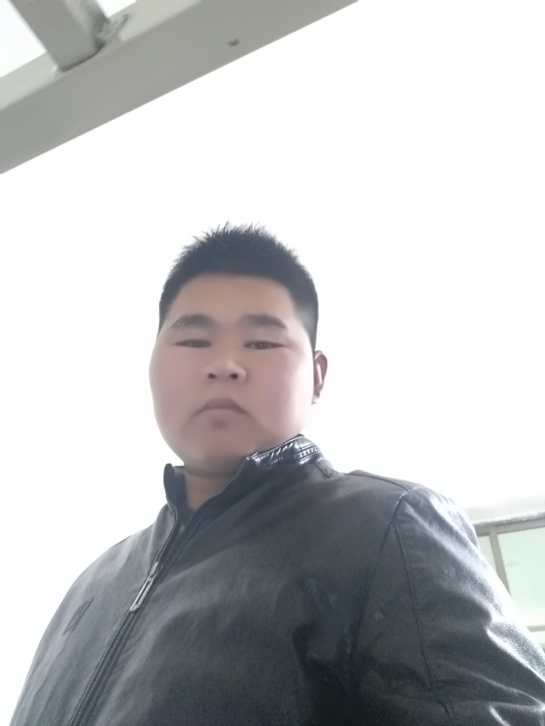 小哥的第一张照片--绵阳相亲服务中心