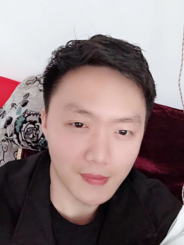 执迷的鲸鱼的第一张照片--绵阳相亲服务中心