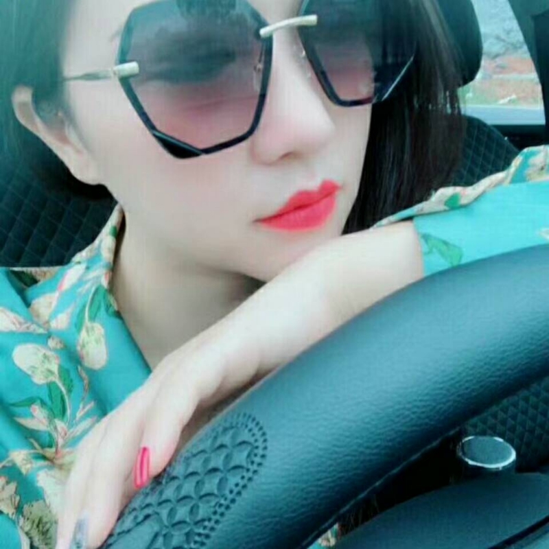 Emily的第三张照片--绵阳相亲服务中心