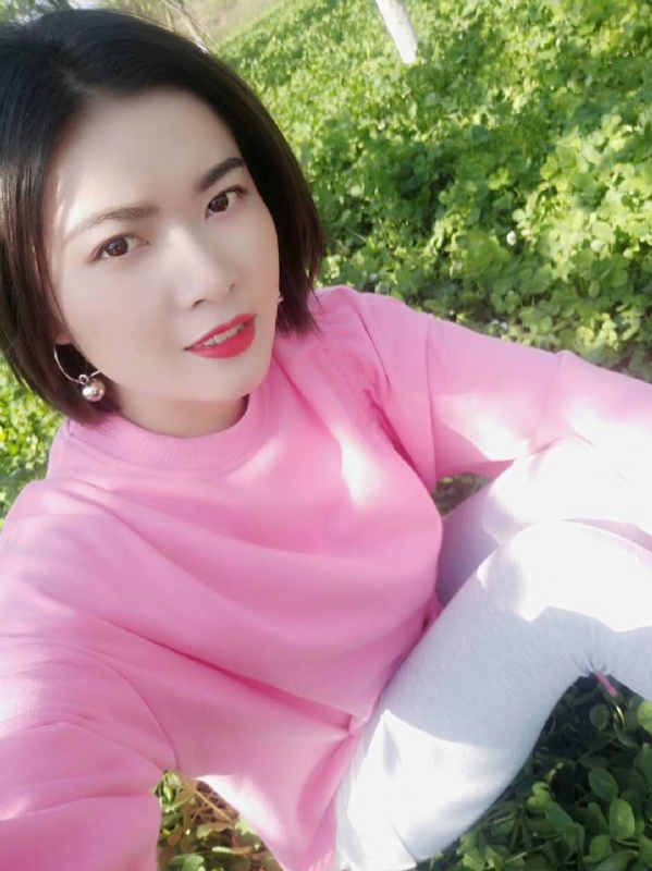 寻找幸福的第一张照片--绵阳相亲服务中心