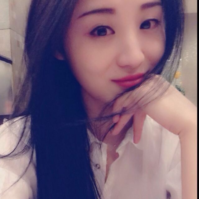 在水一方的第一张照片--绵阳相亲服务中心