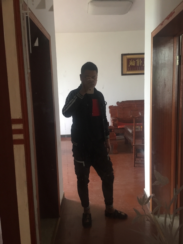 MC无所畏惧的第一张照片--绵阳相亲服务中心