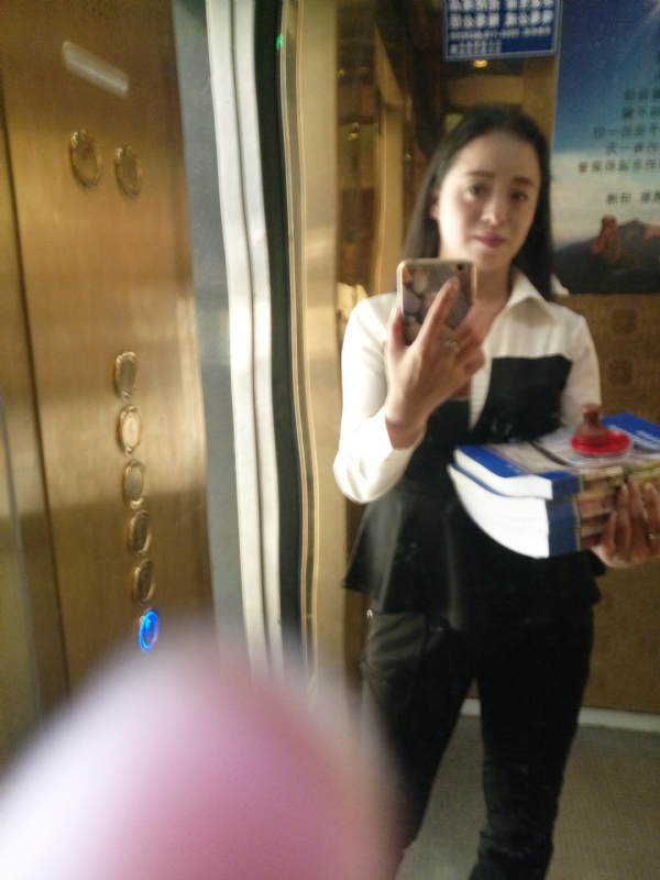 铿锵玫瑰的第一张照片--绵阳相亲服务中心