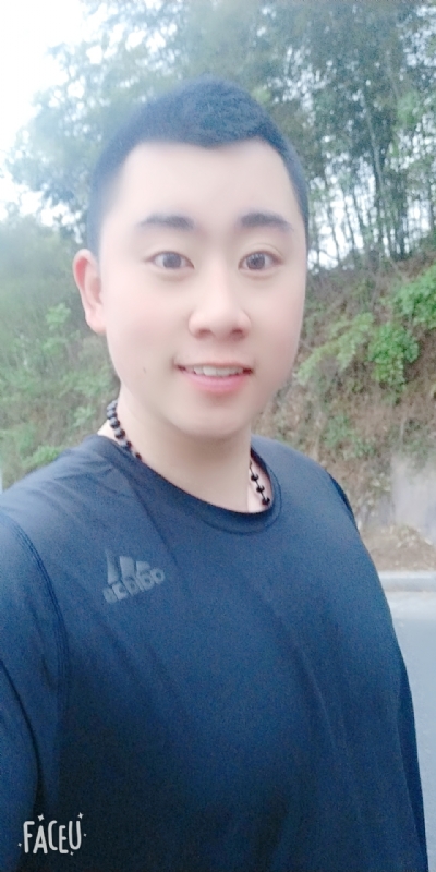 帅小伙的第一张照片--绵阳相亲服务中心