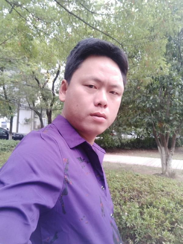 黄龙飞的第一张照片--绵阳相亲服务中心