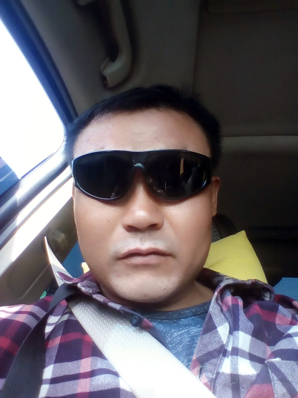 莱芜强哥的第一张照片--绵阳相亲服务中心