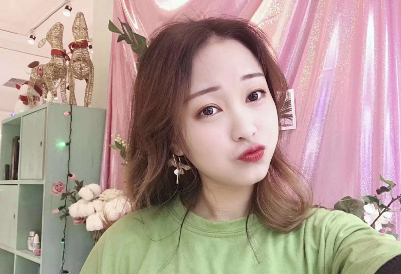 罗兰的第二张照片--绵阳相亲服务中心