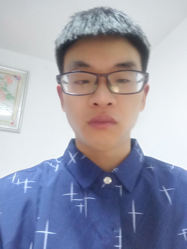 搬砖小伙的第一张照片--绵阳相亲服务中心