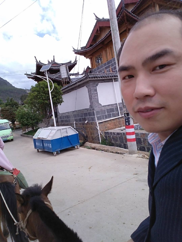 当代军人的第一张照片--绵阳相亲服务中心