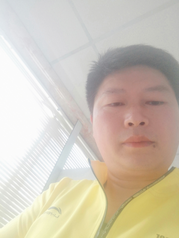 山男的第一张照片--绵阳相亲服务中心