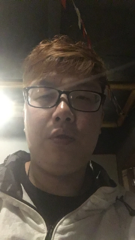 深情久伴更长情的第一张照片--绵阳相亲服务中心