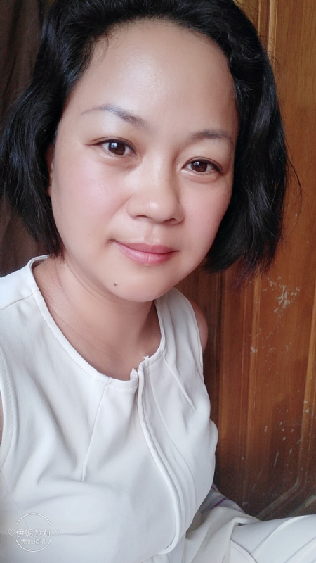 催乳师的第一张照片--绵阳相亲服务中心