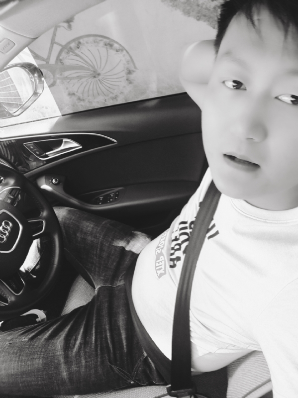 意中人的第一张照片--绵阳相亲服务中心