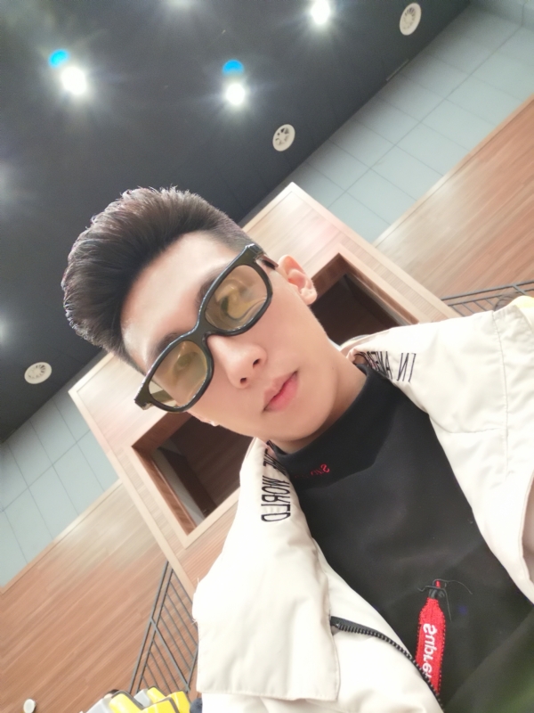 少年已不在年少的第一张照片--绵阳相亲服务中心