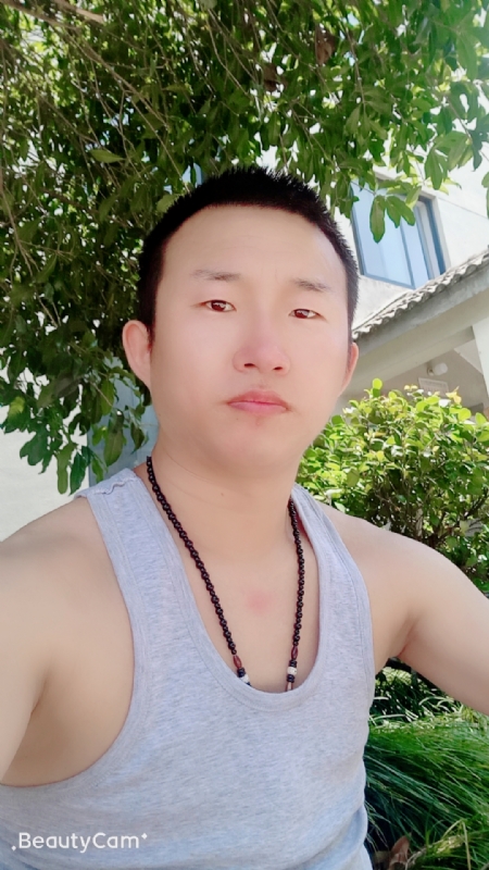 系咯在的第一张照片--绵阳相亲服务中心