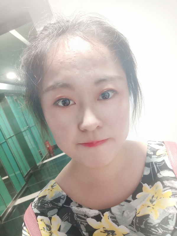 小花伞的第一张照片--绵阳相亲服务中心