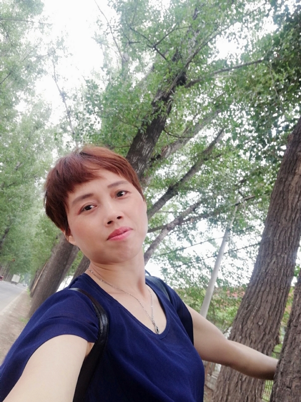 健康快乐女神的第二张照片--绵阳相亲服务中心