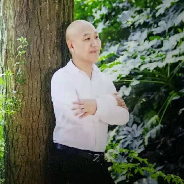 郑鑫牵手的第一张照片--绵阳相亲服务中心