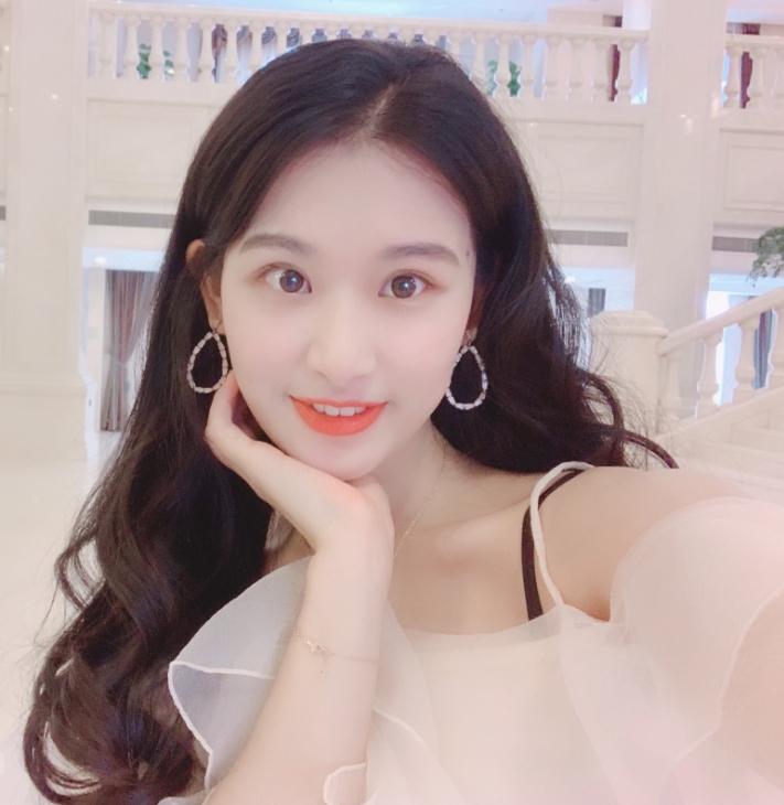 薇信zsqyaer的第一张照片--绵阳相亲服务中心