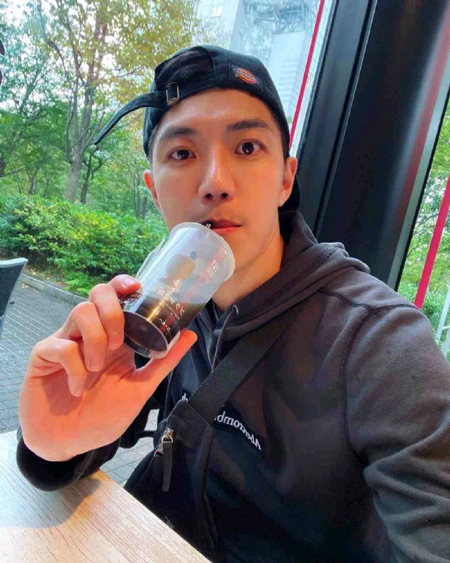 苏天奇的第一张照片--绵阳相亲服务中心