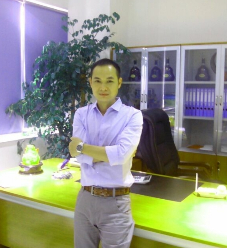 风中劲草的第一张照片--绵阳相亲服务中心