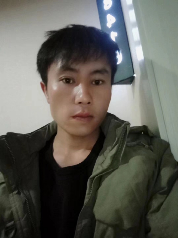 槑头槑脑的第一张照片--绵阳相亲服务中心