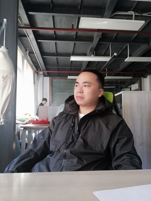 左眼皮跳跳的第一张照片--绵阳相亲服务中心