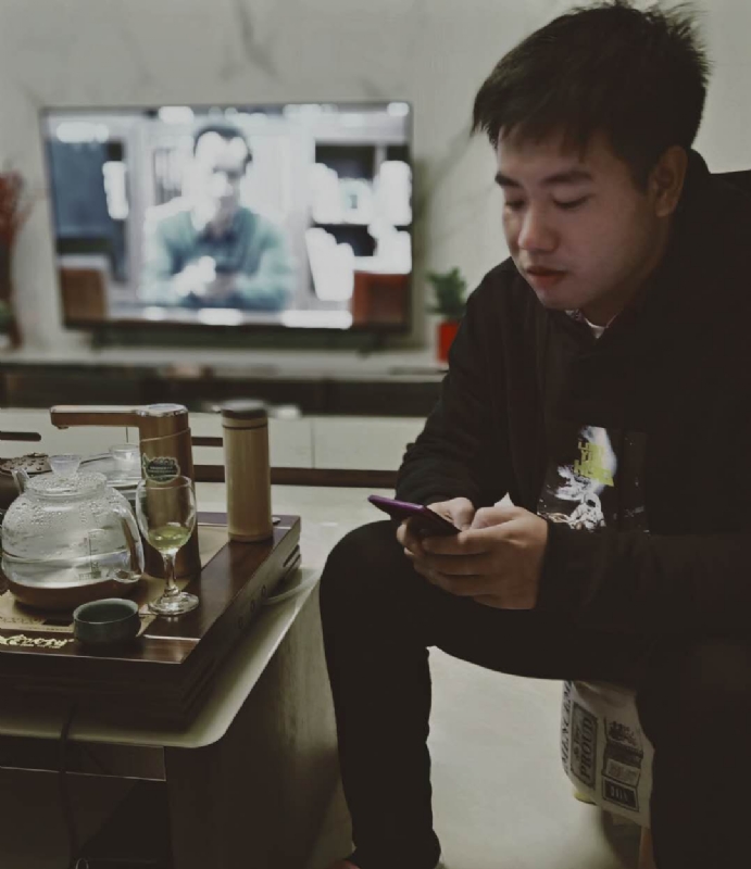 嗯今年能脱单吗的第一张照片--绵阳相亲服务中心