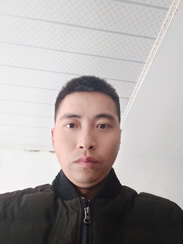 远望星空的第一张照片--绵阳相亲服务中心