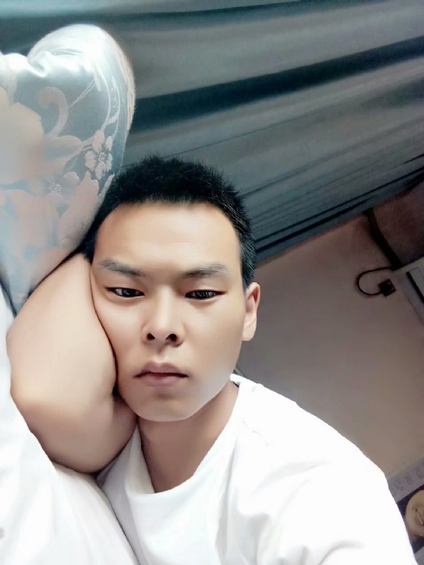 琪子心的第一张照片--绵阳相亲服务中心