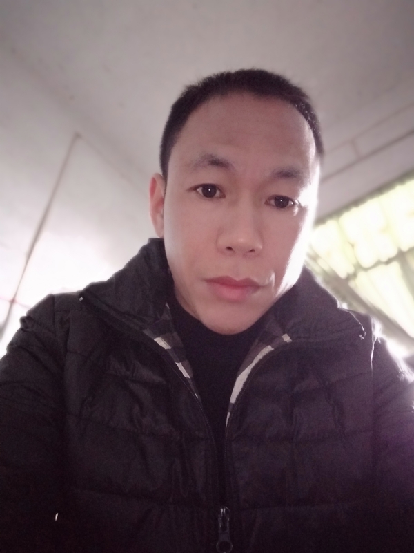 相信真爱的第一张照片--绵阳相亲服务中心