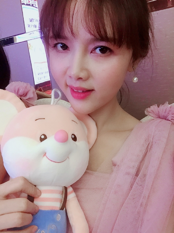 如朱砂的第一张照片--绵阳相亲服务中心