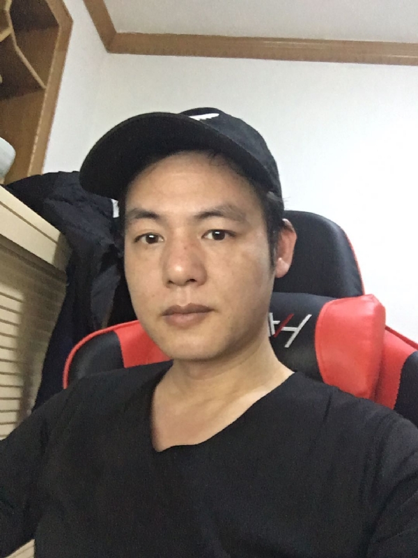 扛枪打鸟的第一张照片--绵阳相亲服务中心