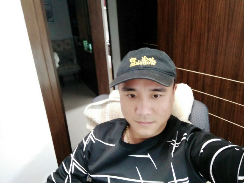 坚持我爱的第一张照片--绵阳相亲服务中心