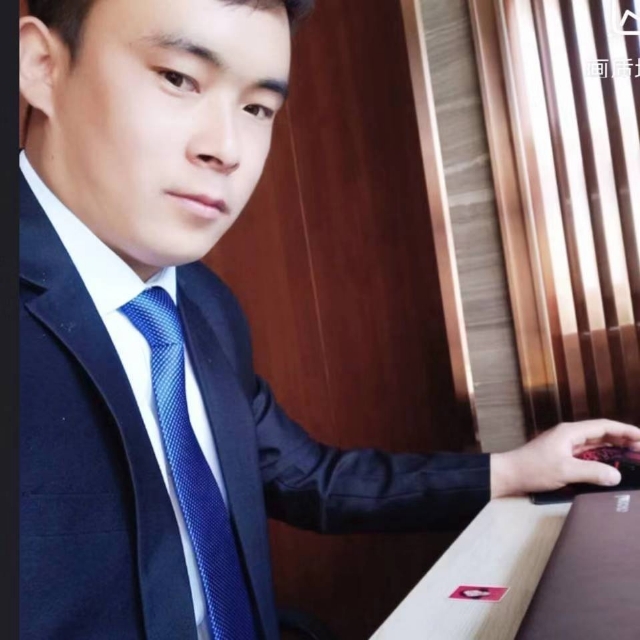 会哭的幸福的第一张照片--绵阳相亲服务中心