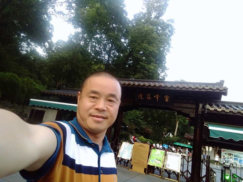 夏雨晨紫的第一张照片--绵阳相亲服务中心