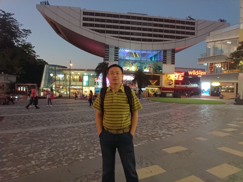 人间四月天的第一张照片--绵阳相亲服务中心