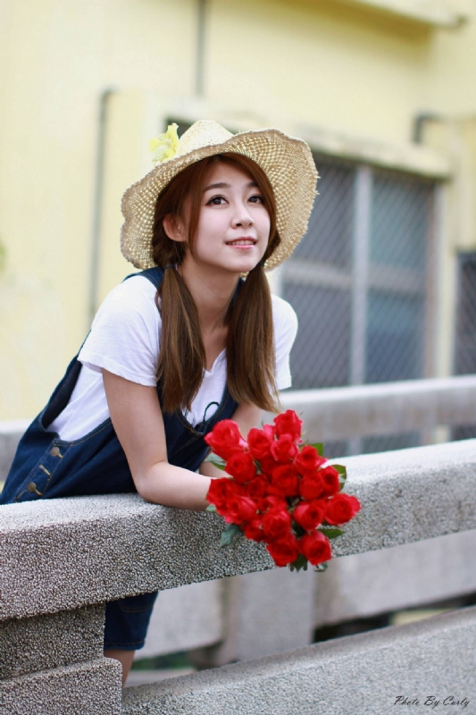 阳光朵朵的第一张照片--绵阳相亲服务中心