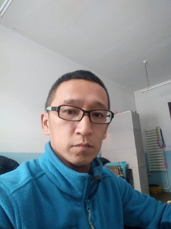 晓峰的第三张照片--绵阳相亲服务中心