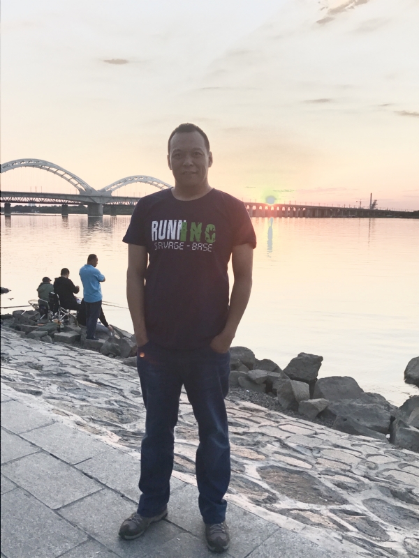 海天一色的第一张照片--绵阳相亲服务中心