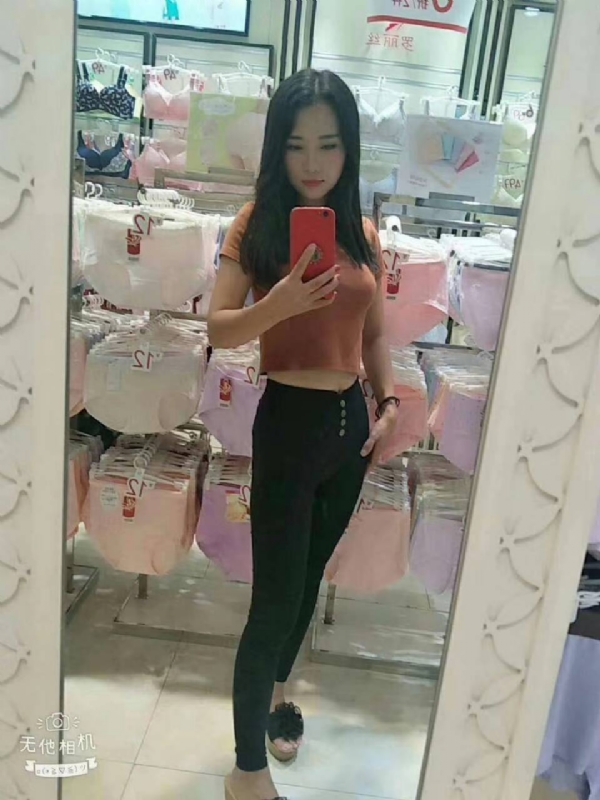 小可爱的第一张照片--绵阳相亲服务中心