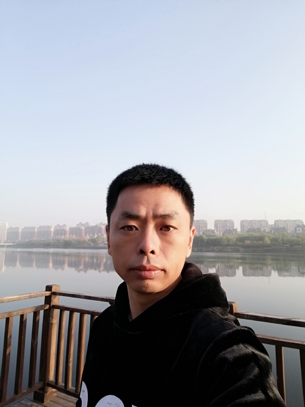 蓝颜的第一张照片--绵阳相亲服务中心