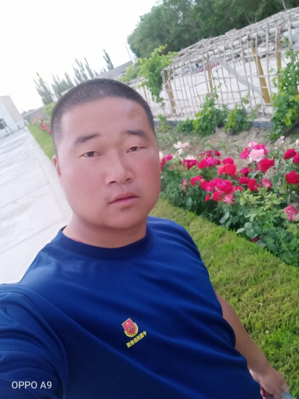 奋斗中的青春最美丽的第一张照片--绵阳相亲服务中心